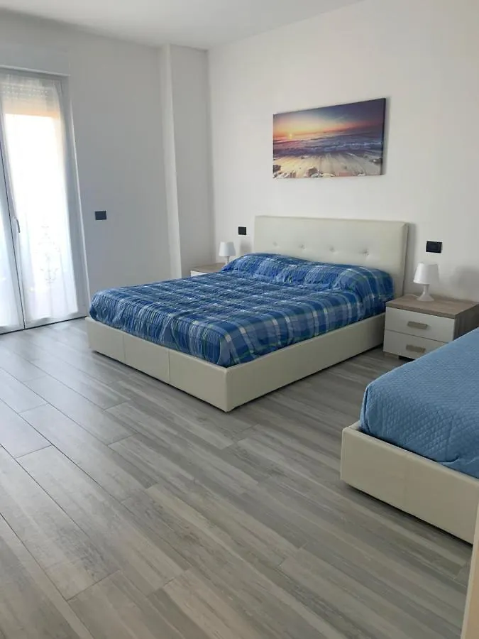La Conchiglia A Marina Apartment Marina Di Carrara
